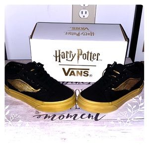 Golden Stitches Harry Porter Vans